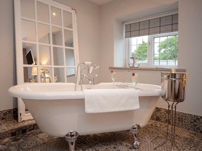 Tomahawk Steakhouse Ponteland Hotel Room photo